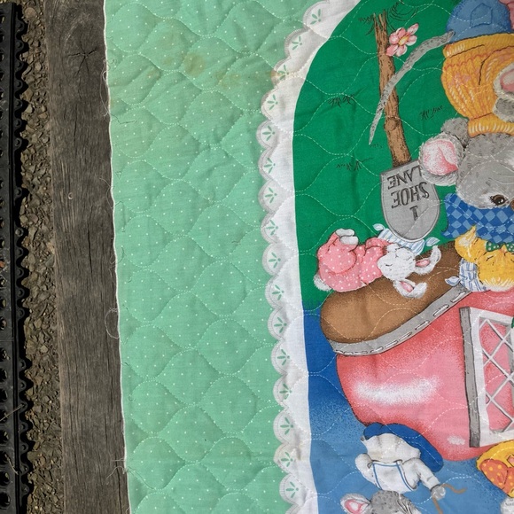 Vintage Mother Goose Baby Blanket - Picture 5 of 8